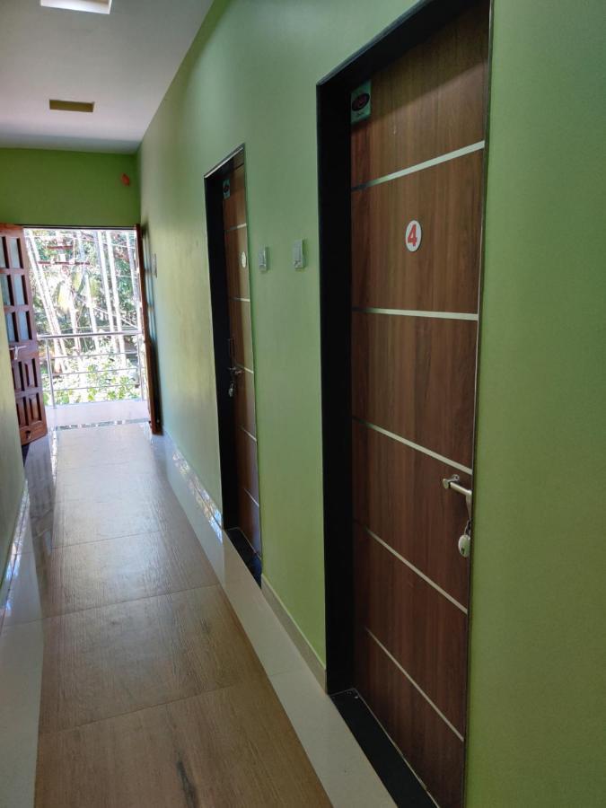 Bandekar Home Stay Mālvan 外观 照片