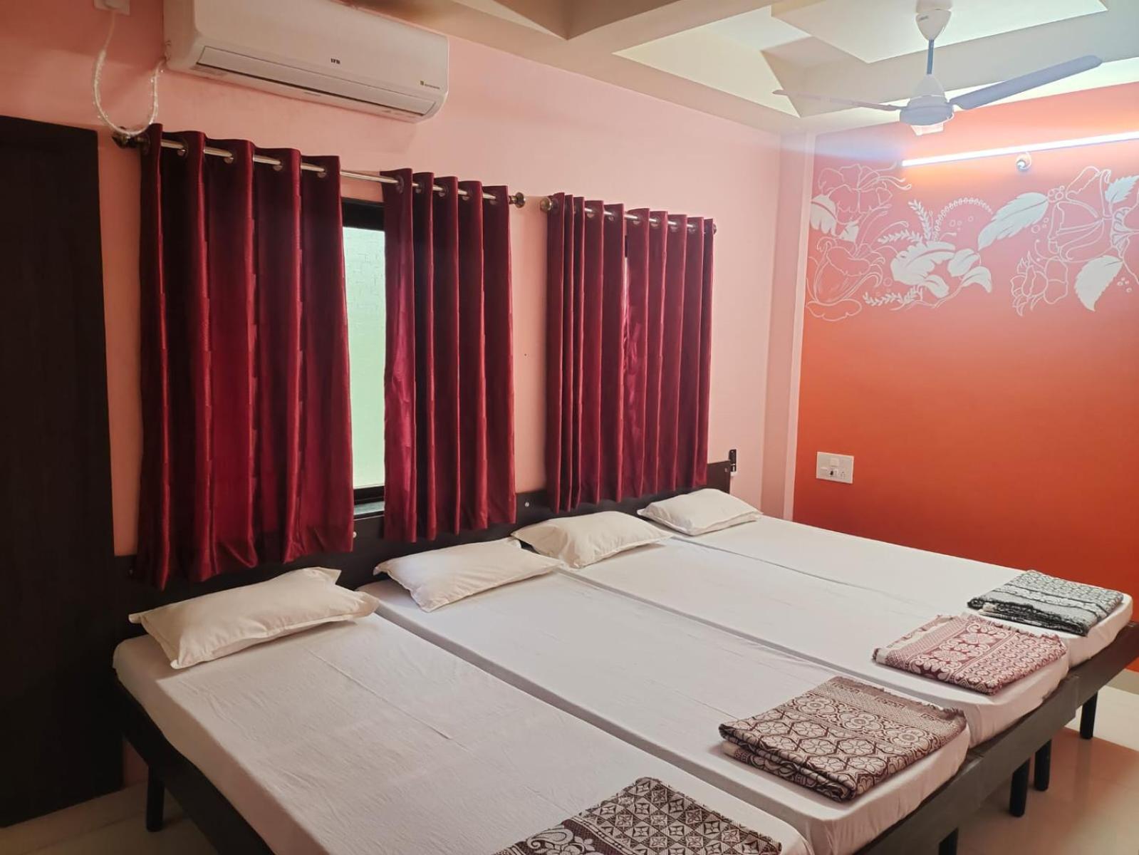 Bandekar Home Stay Mālvan 外观 照片